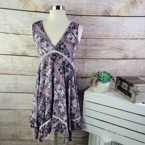 BB Dakota Sula Deep-V Neck Sleeveless Fit & Flare Mini‎ Dress Purple Size XS
